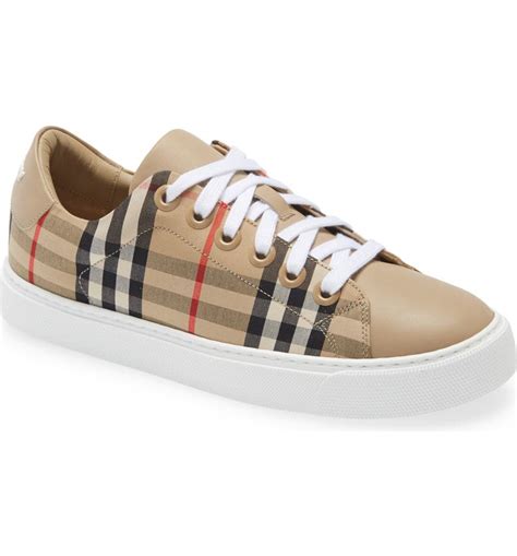 Burberry Albridge Check Low